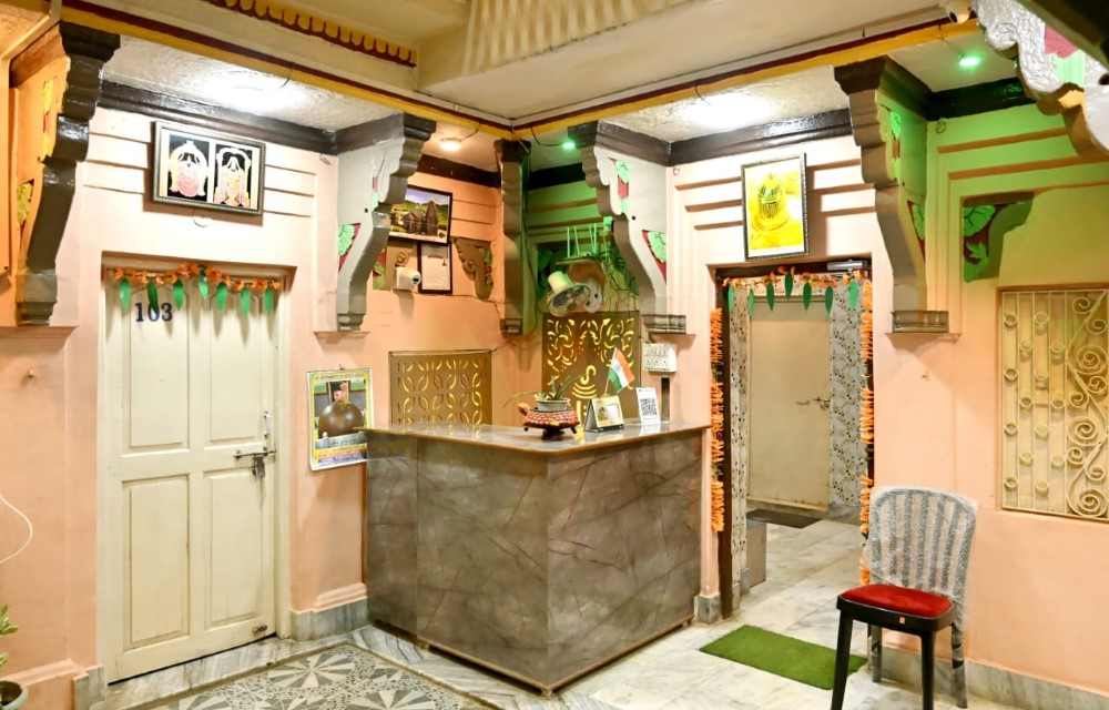 Gallery Picture